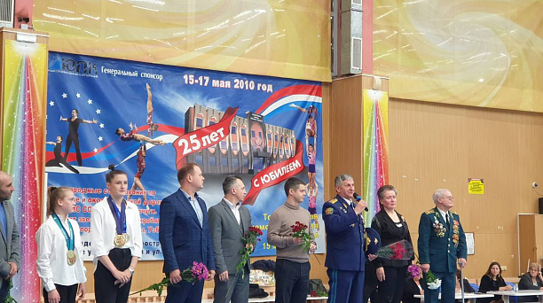 Две звезды: в Краснодаре стартовали Всероссийские соревнования по спортивной акробатике