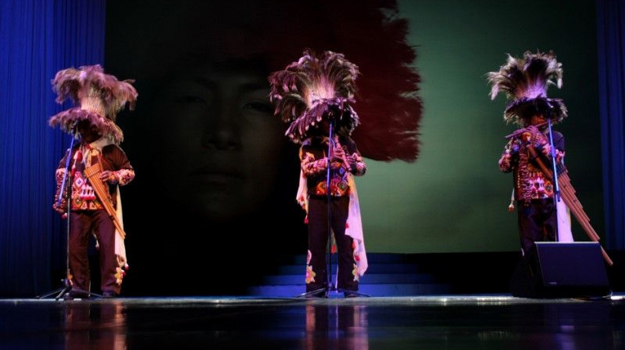 «Песни и танцы народов мира»