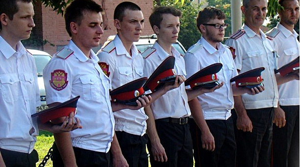 Новоиспеченным казакам – Любо!