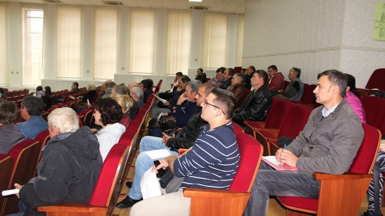 Участникам ярмарок выходного дня напомнили о соблюдении требований законодательства