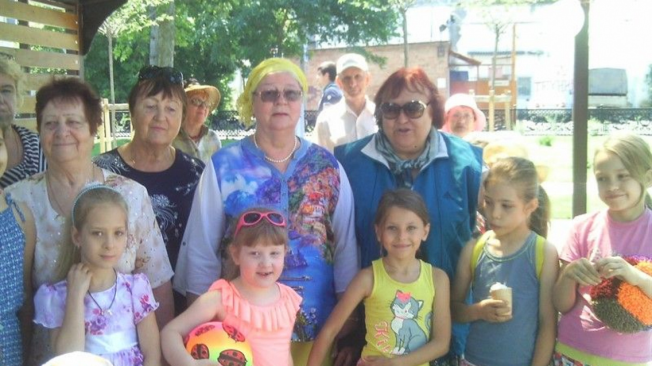 Общественная организация инвалидов, ветеранов, пенсионеров Западного округа г. Краснодара провела детский праздник в первый день лета.jpg
