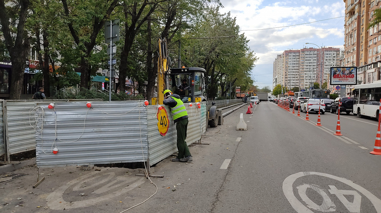 По улицам Атарбекова и Ковалева заменят трубы тепловых сетей