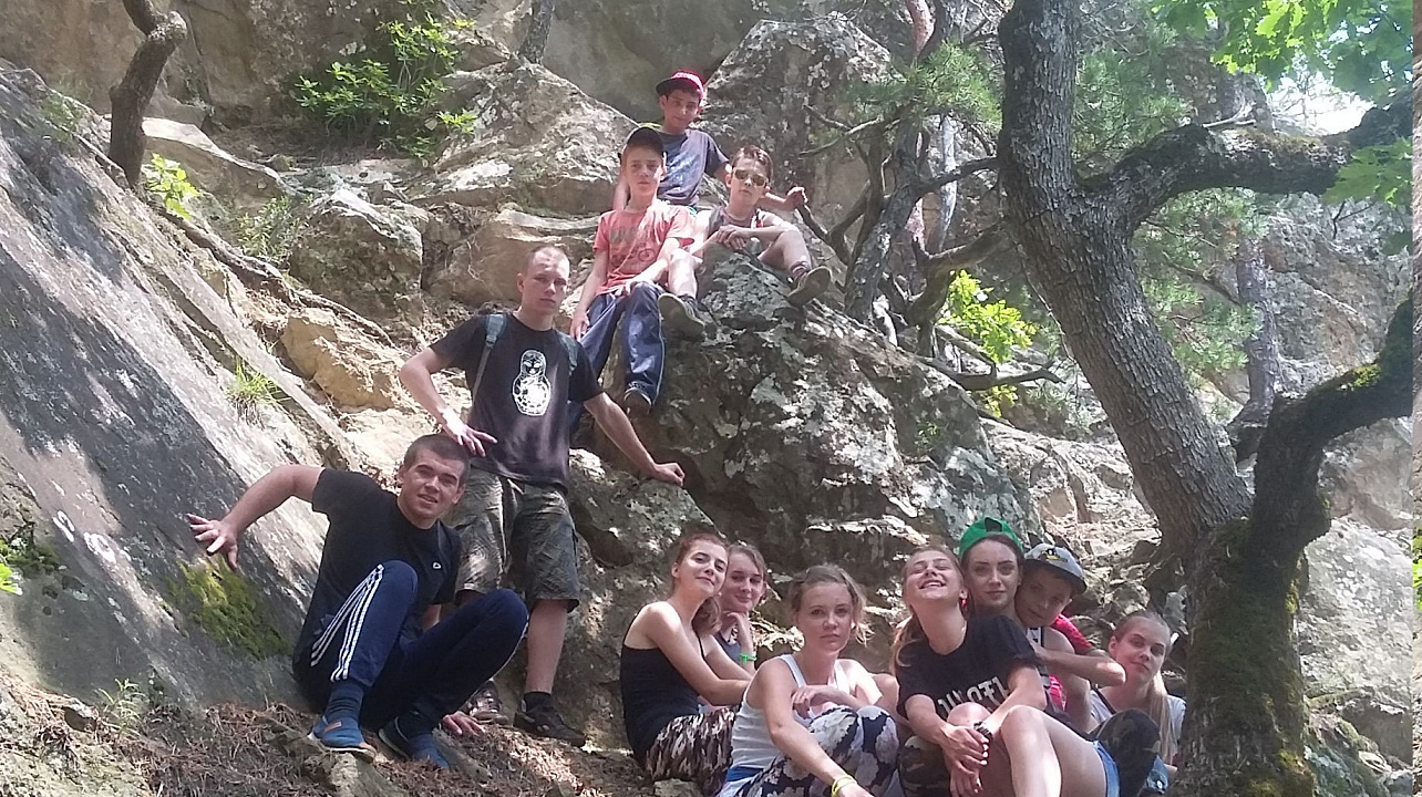 Учащиеся школы Западного округа вернулись из похода