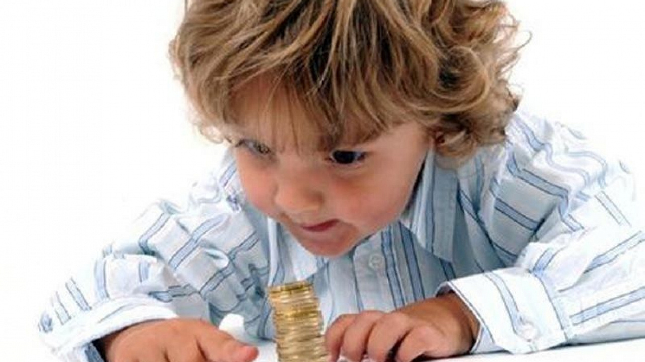 Управление социальной защиты предлагает жителям Центрального округа оформить пособие на ребенка