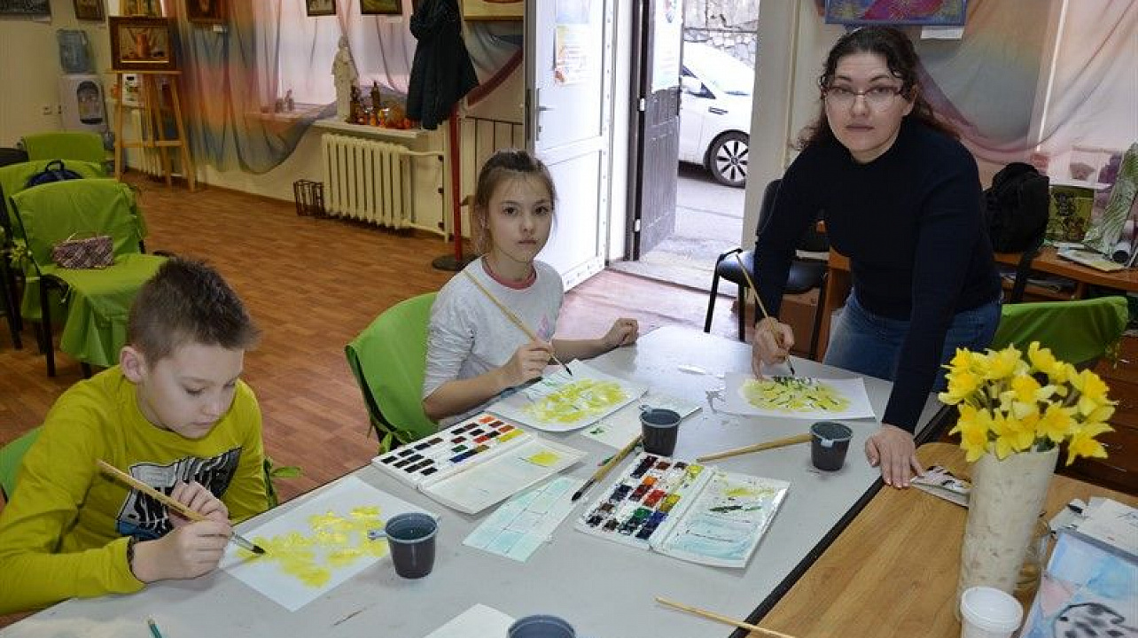 Творческие мастер-классы прошли в Центре имени Николая Котлярова.jpg