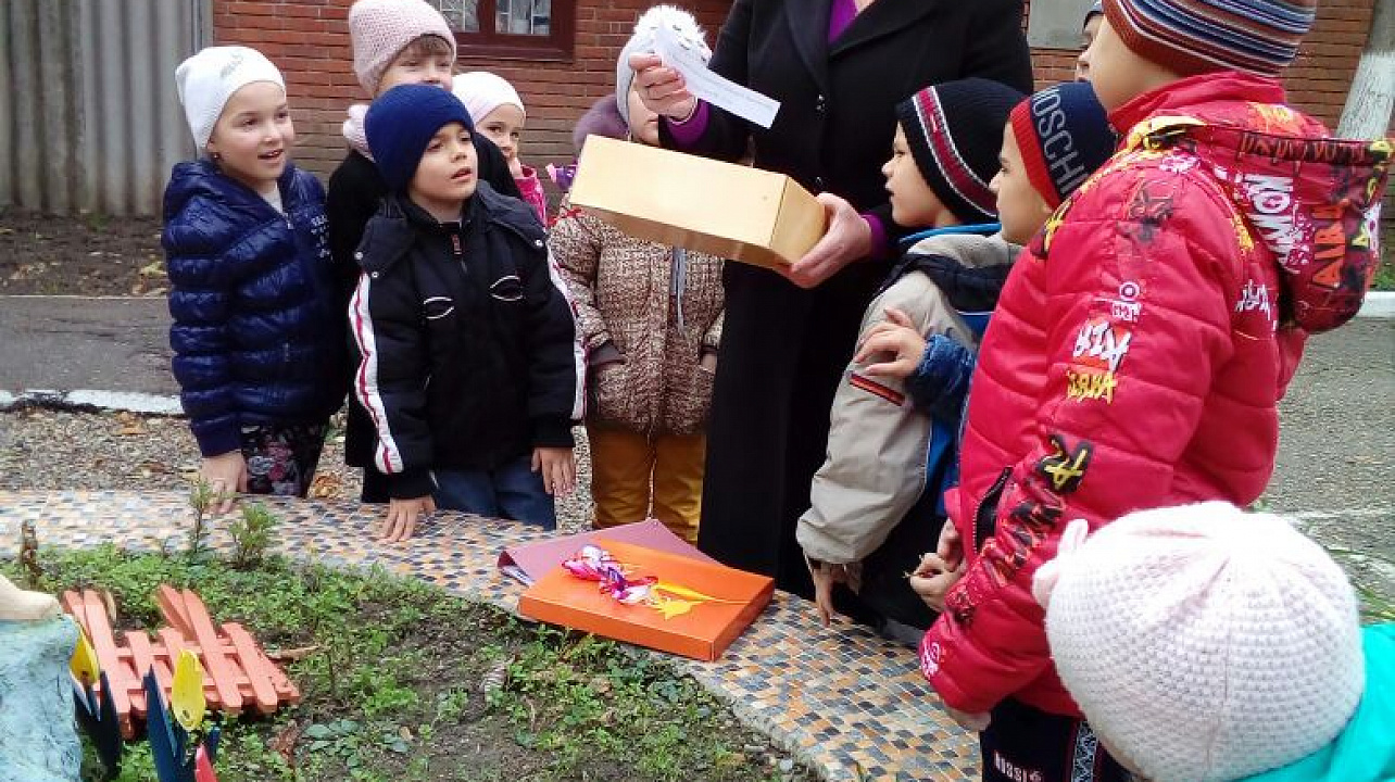 «Путешествие в мир цветов» совершили воспитанники детского сада Западного округа