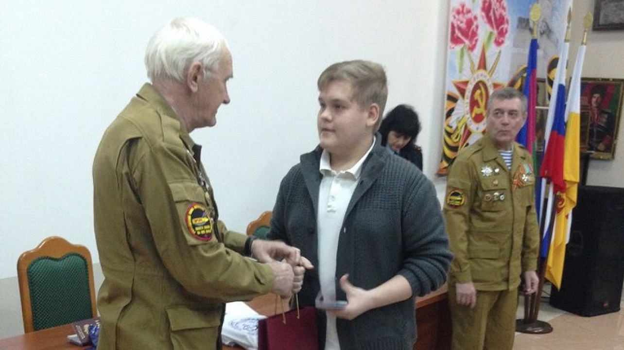 Юным жителям Центрального округа вручили первые паспорта