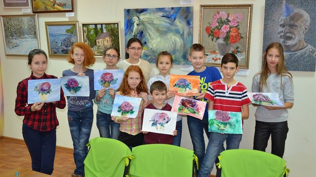 В творческом центре «Содружества» прошел мастер-класс по акварели.jpg