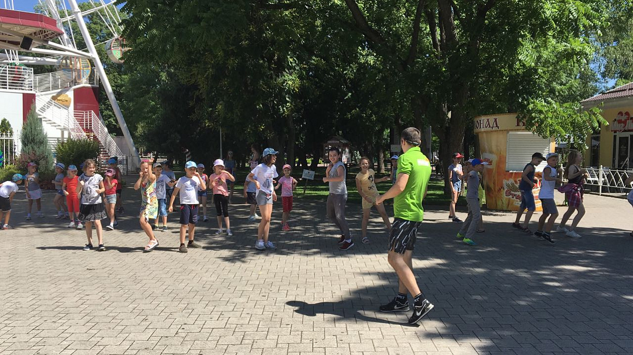 «Зарядка с чемпионом»