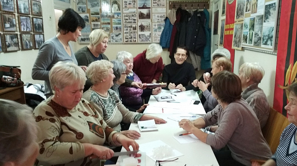 Мастер-классы народных умельцев в ТЦ №27 раскрывают новые таланты