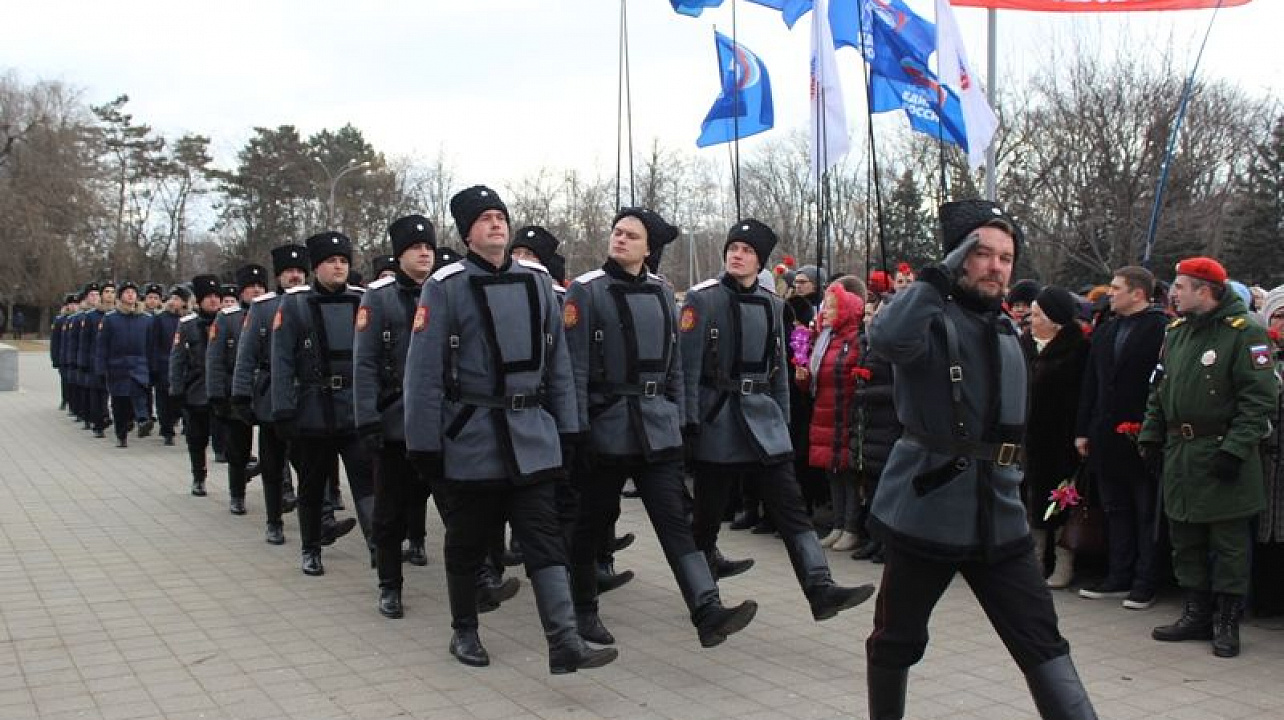 Жители Центрального округа приняли участие в торжественном митинге, посвященном освобождению Краснодара от немецко-фашистских захватчиков