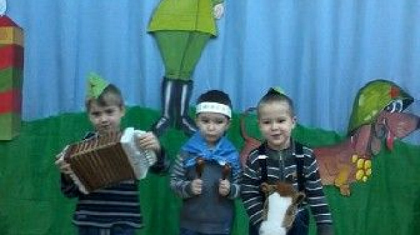 Младшие воспитанники Центра детского творчества Прикубанского округа в награду получили медали и "военный паёк"