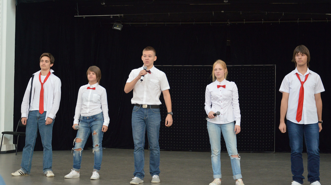 Команда гимназии Западного округа приняла участие в школьной Лиге КВН