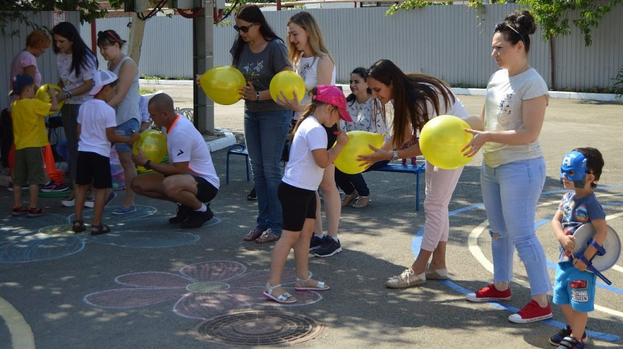 В детских садах Западного округа прошли праздники  по случаю  Дня семьи, любви и верности