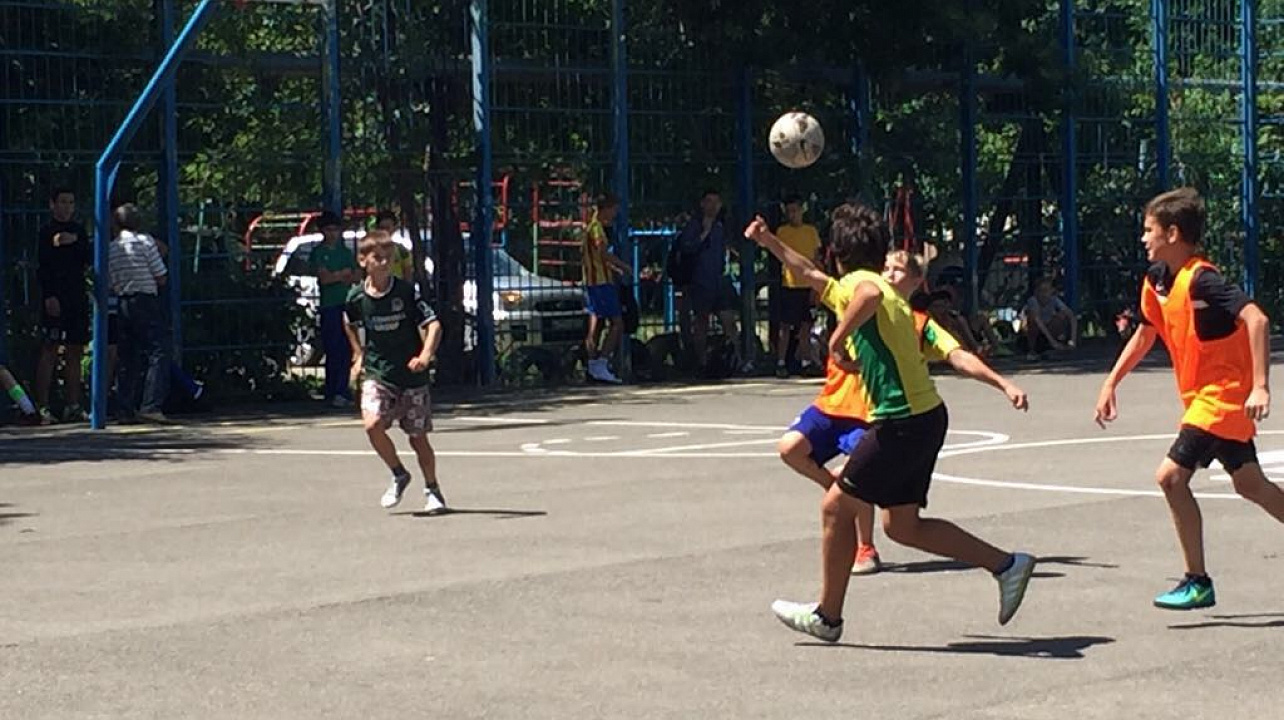 В Краснодаре продолжается I этап летнего турнира по мини-футболу