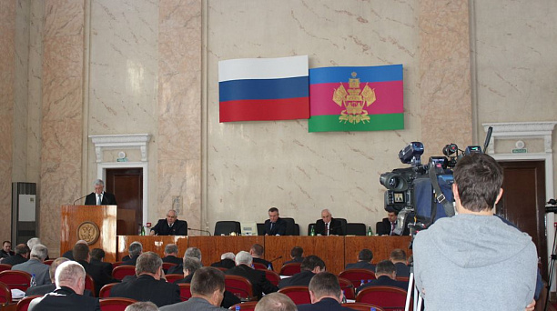 Депутаты ЗСК поддержали идею присвоения Краснодару звания "Город воинской славы"