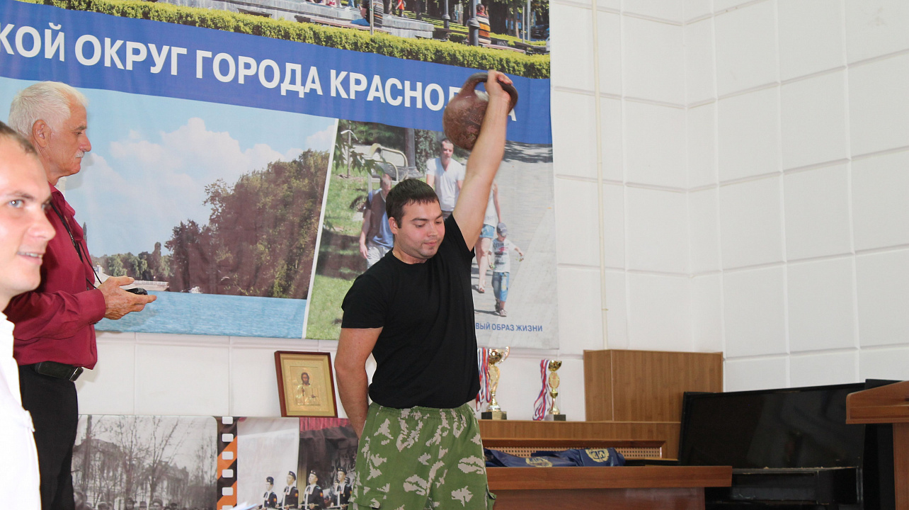 В Западном округе почтили память Героя Советского Союза И.И.Игнатенко