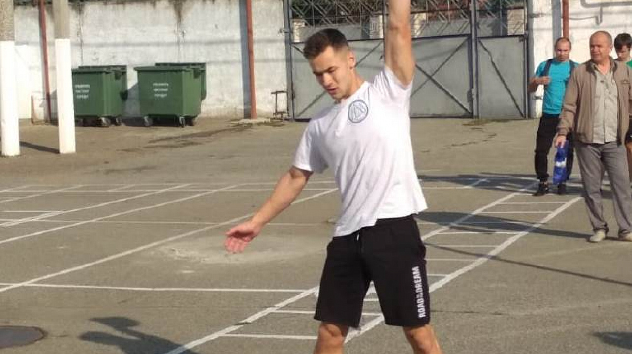 Школьники Западного округа стали участниками гиревого фестиваля