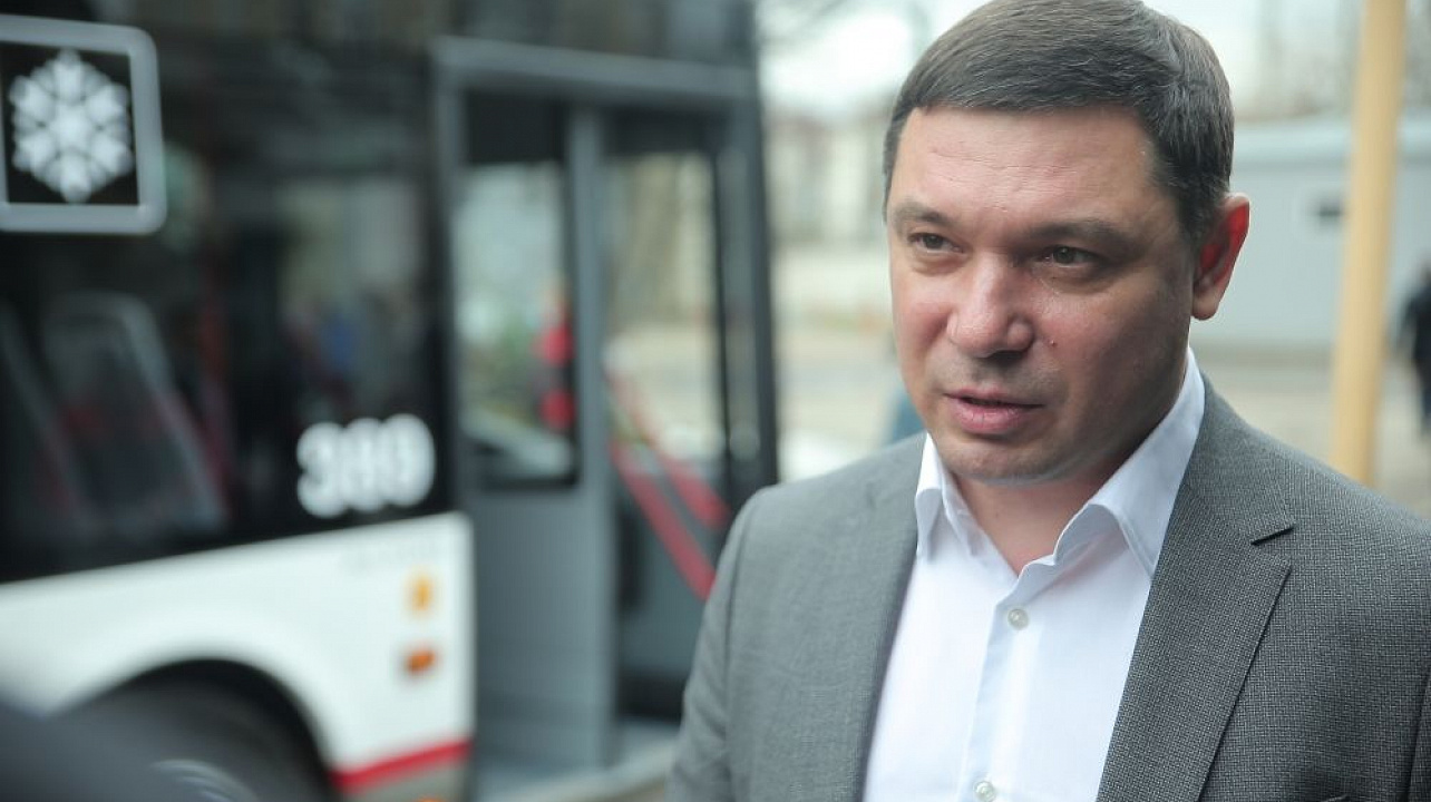 Глава Краснодара поручил возобновить горячую линию по работе кондиционеров в муниципальном транспорте