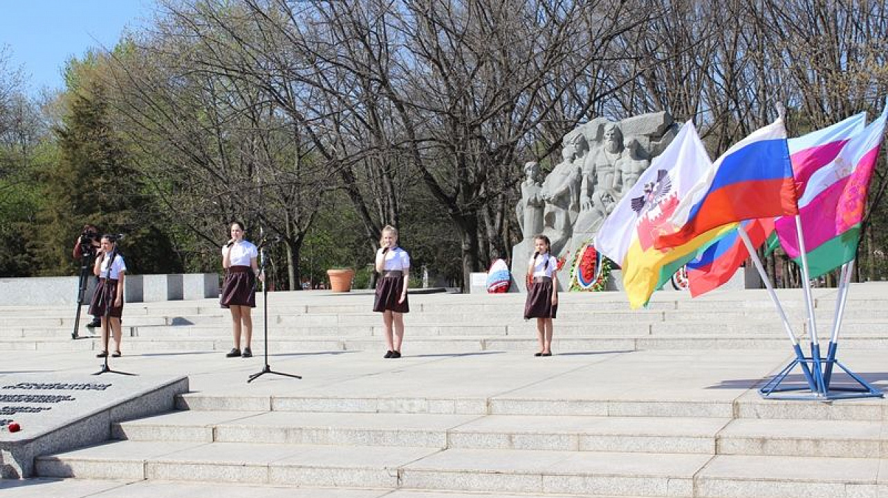 Сегодня в Центральном округе прошел митинг-реквием, посвященный Международному дню освобождения узников фашистских лагерей