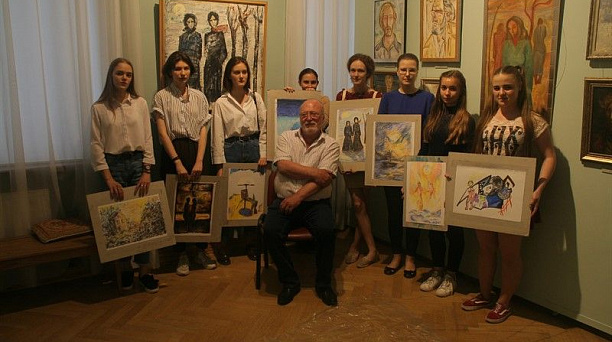 Движение «Содружество» провело итоговый круглый стол проекта «Мы вместе»