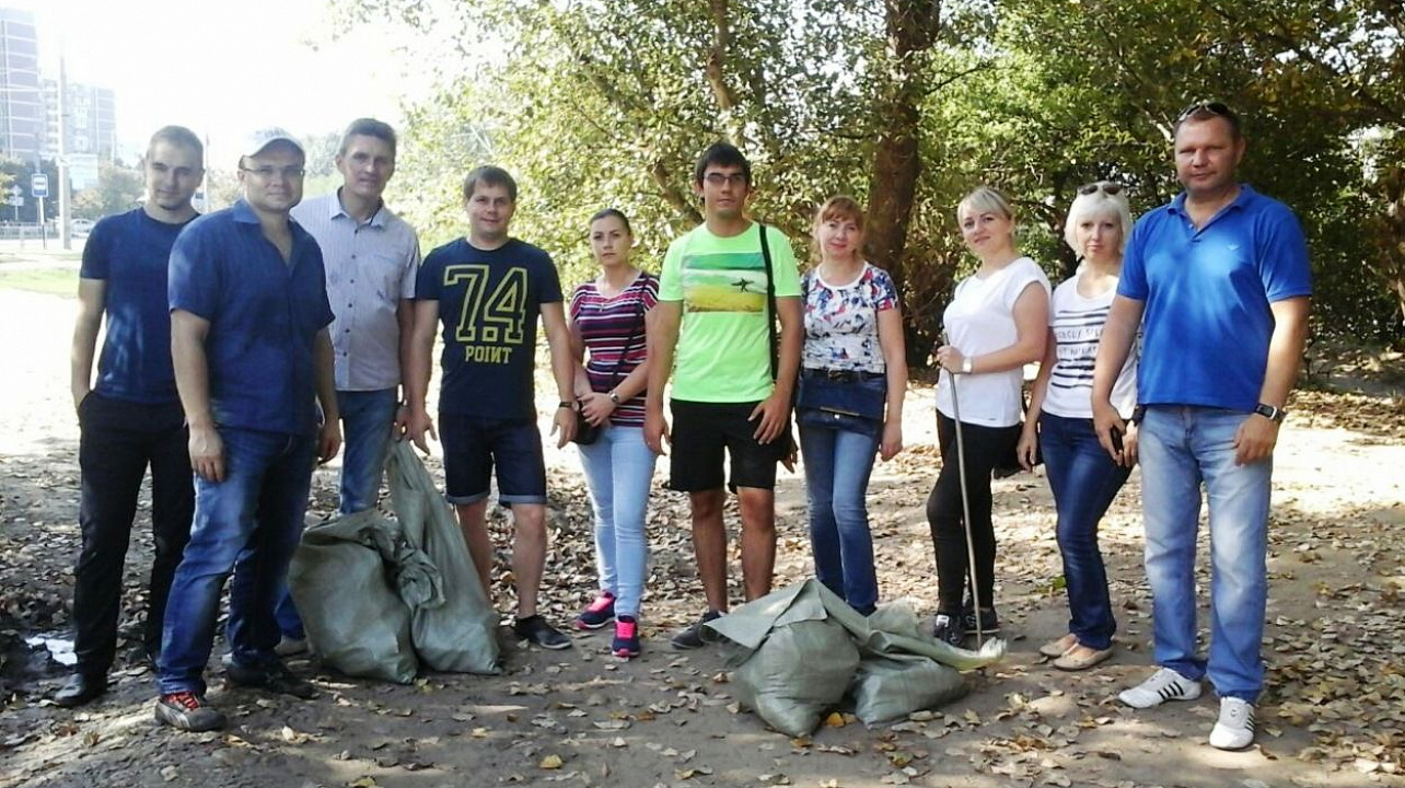 В Западном округе прошли субботники