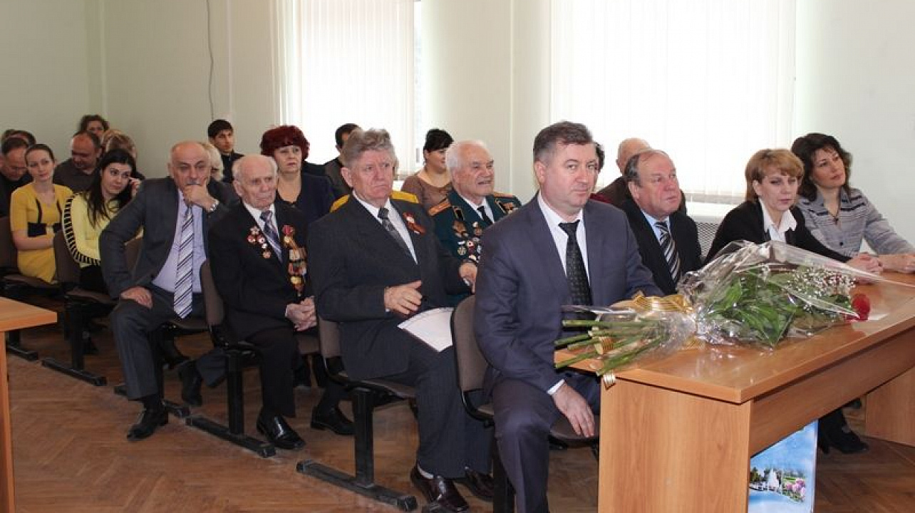 Центральный округ и Тахтамукайский район продлили договор о сотрудничестве