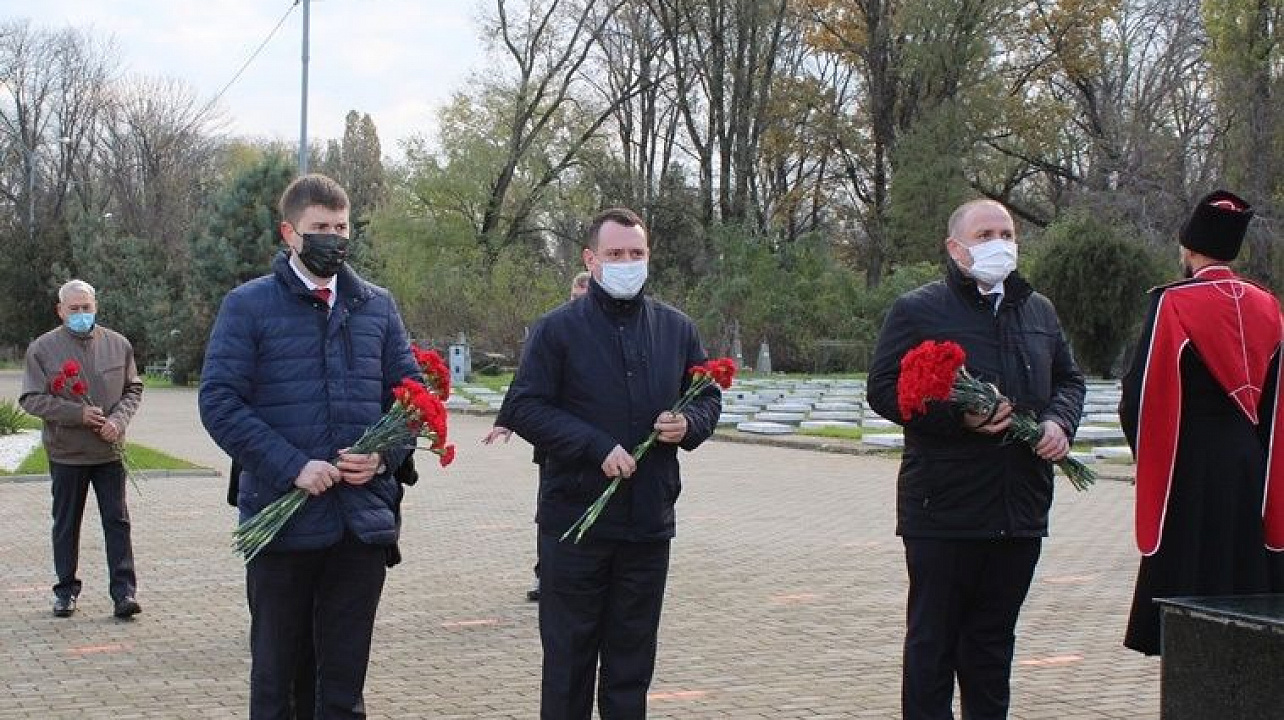 В День Неизвестного солдата в Западном округе почтили память воинов-освободителей Кубани.JPG
