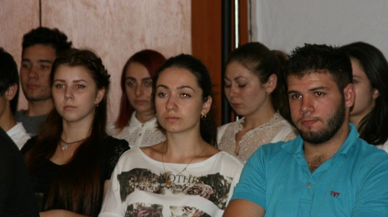 В Общественно-информационном центре провели мероприятие, посвящённое Дню солидарности в борьбе с терроризмом (3).JPG