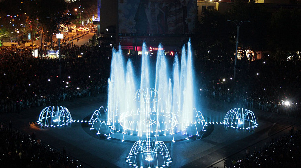 Фонтан в воскресенье работать не будет