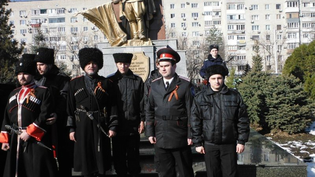 Казаки приняли участие в митинге, посвященном Дню защитника Отечества
