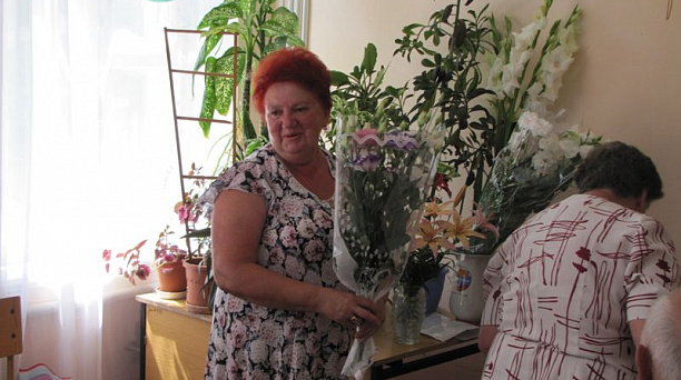 В Центральном округе с юбилеем поздравили председателя "первички" ВОИ