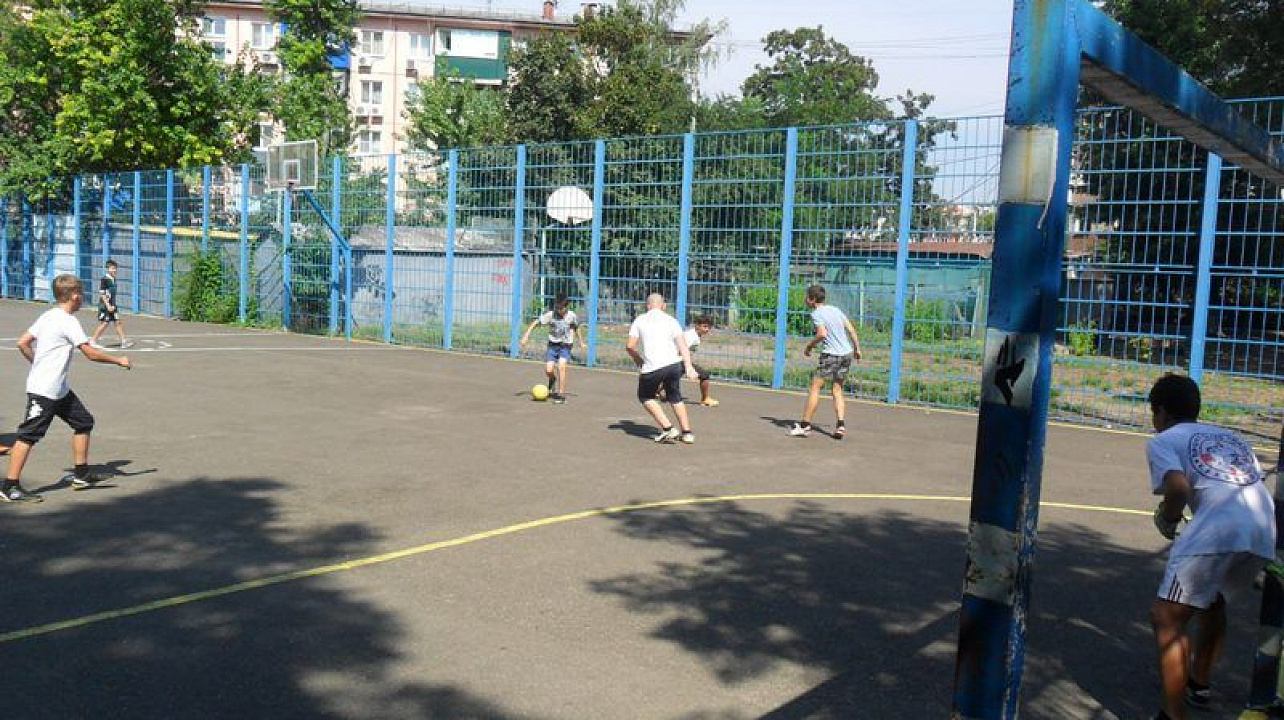 В Центральном округе завершился первый этап игр по мини футболу
