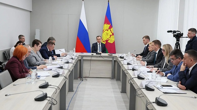 Евгений Наумов на совещании с губернатором рассказал о строительстве социальных объектов в Краснодаре