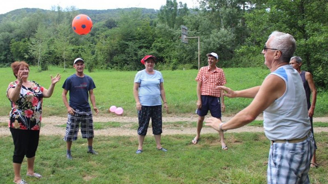 Инвалиды Центрального округа  отправились в инватур