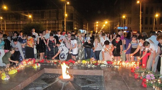 Жители Центрального округа приняли участие в акции «Свеча памяти»