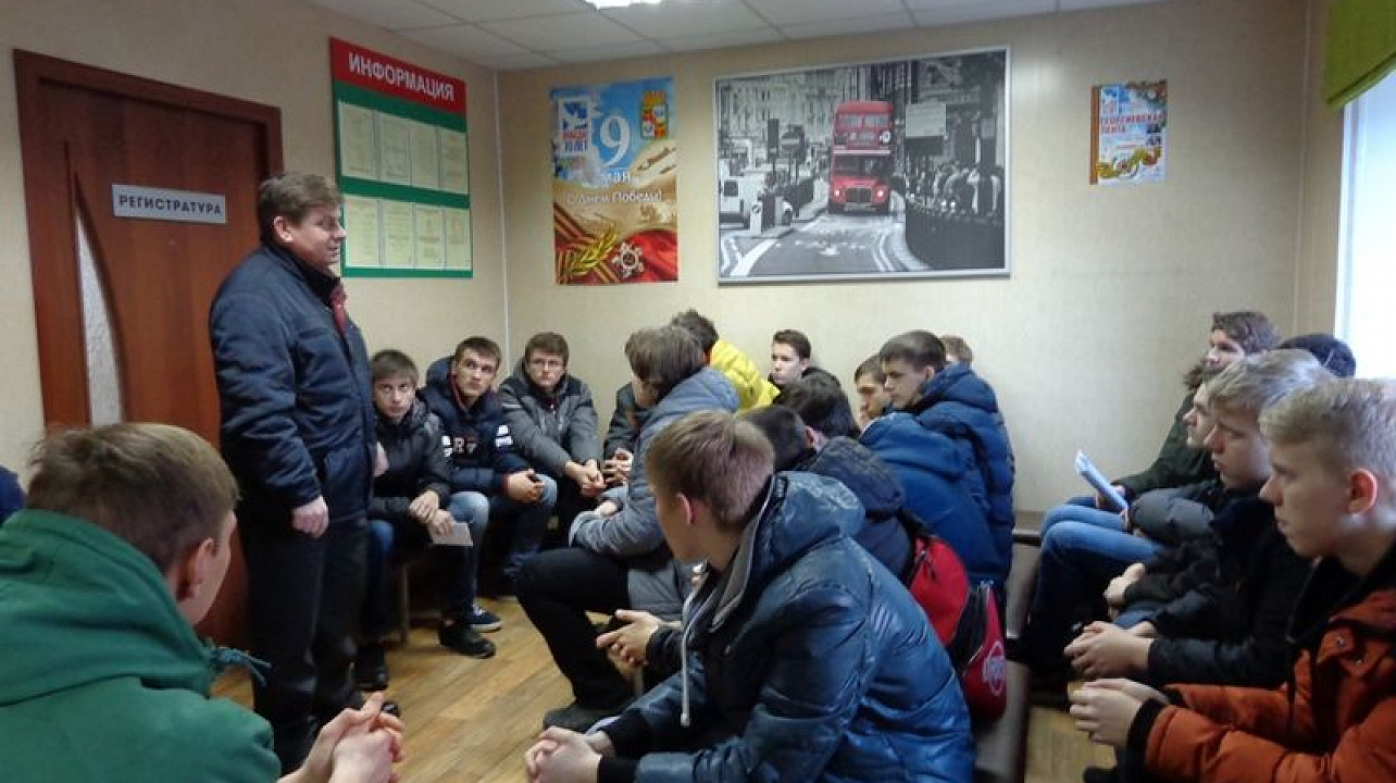 Очередная встреча сотрудников отдела военного комиссариата прошла с школьниками Западного округа