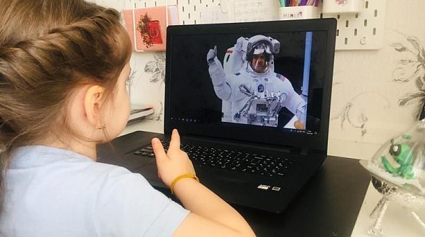 В детском саду № 90 прошел он-лайн урок, посвященный Дню космонавтики