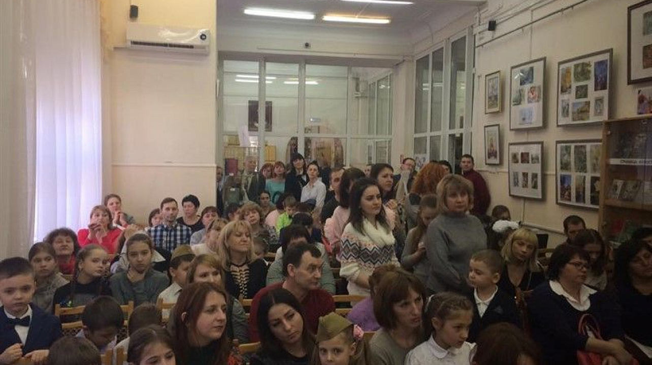 В Краснодаре прошел конкурс «Мужеством и стойкостью гордимся», посвященный 75-летию снятия блокады Ленинграда.jpg