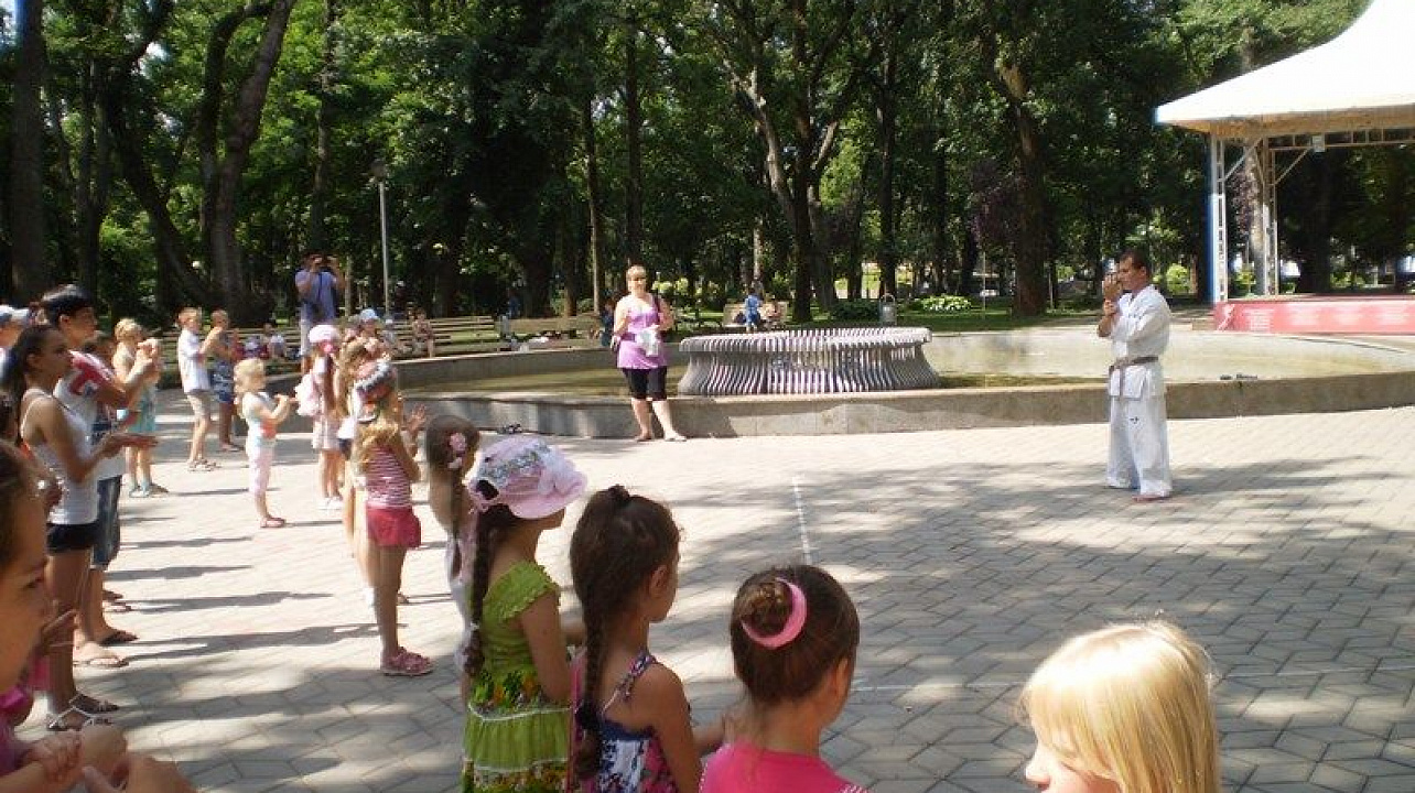 В Городском саду прошла  "чемпионская" зарядка