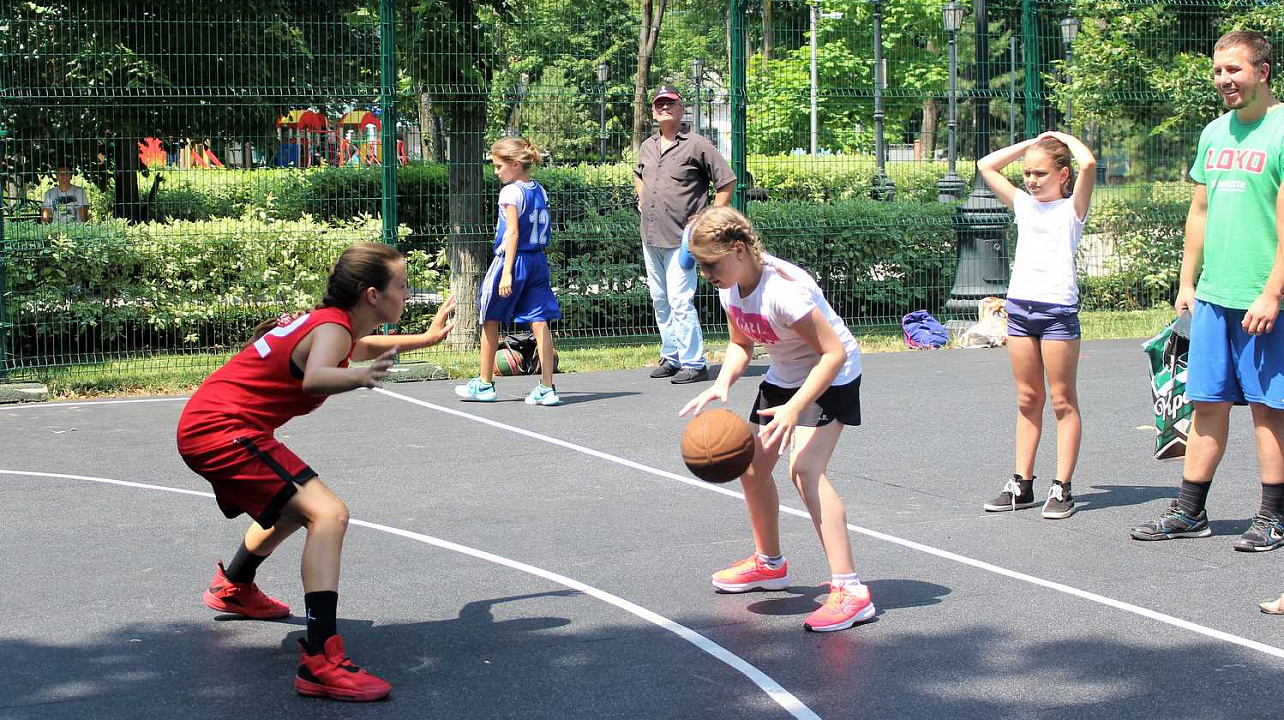 Баскетбольная борьба за Кубок губернатора в разгаре