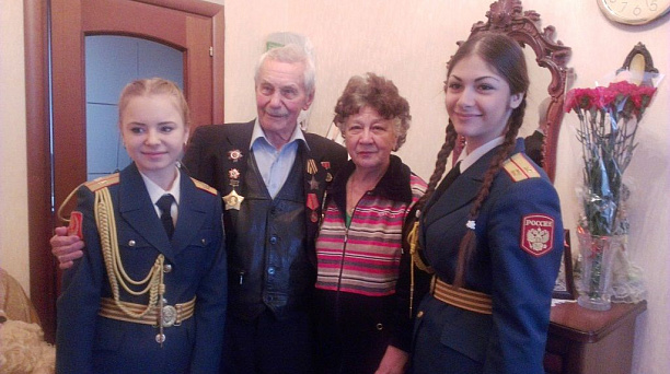 Прикубанцы посетили на дому жительницу блокадного Ленинграда и участника сражений в осажденном городе