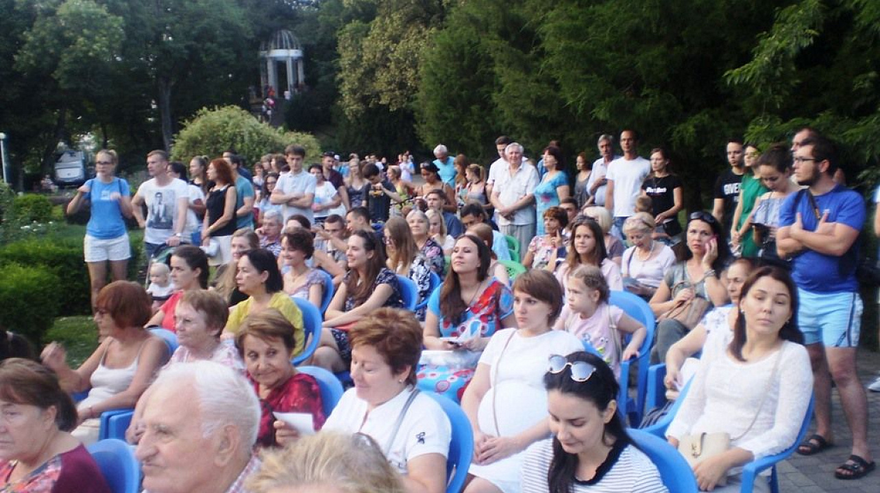 В Городском Саду состоялся концерт симфонического оркестра