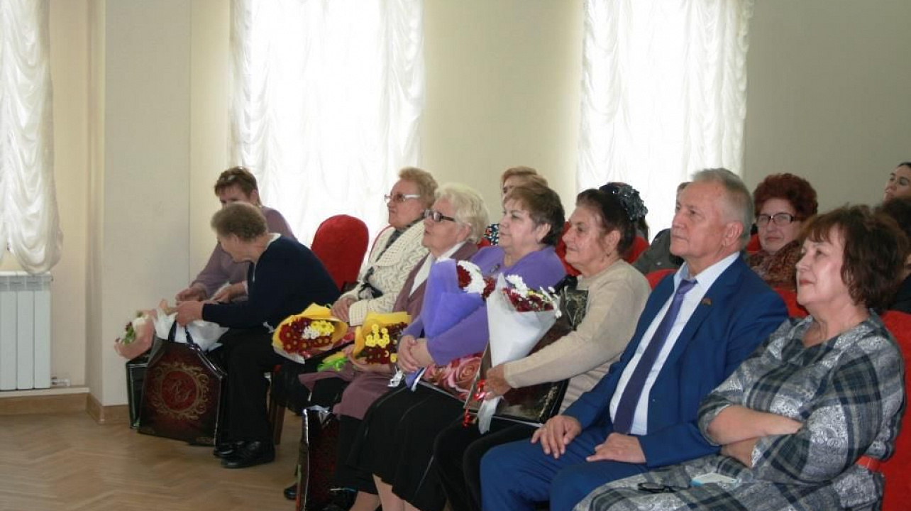 День пожилых людей в Прпикубанском округе отметили праздничным концертом