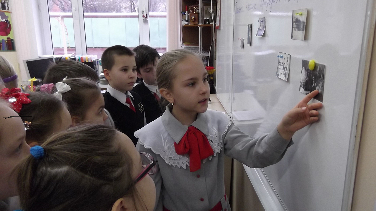 В гимназии № 92 состоялись военно-патриотические классные часы