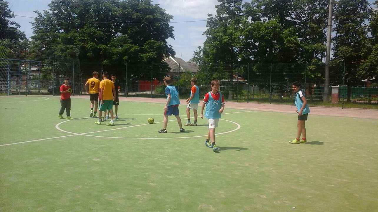 Все на футбол