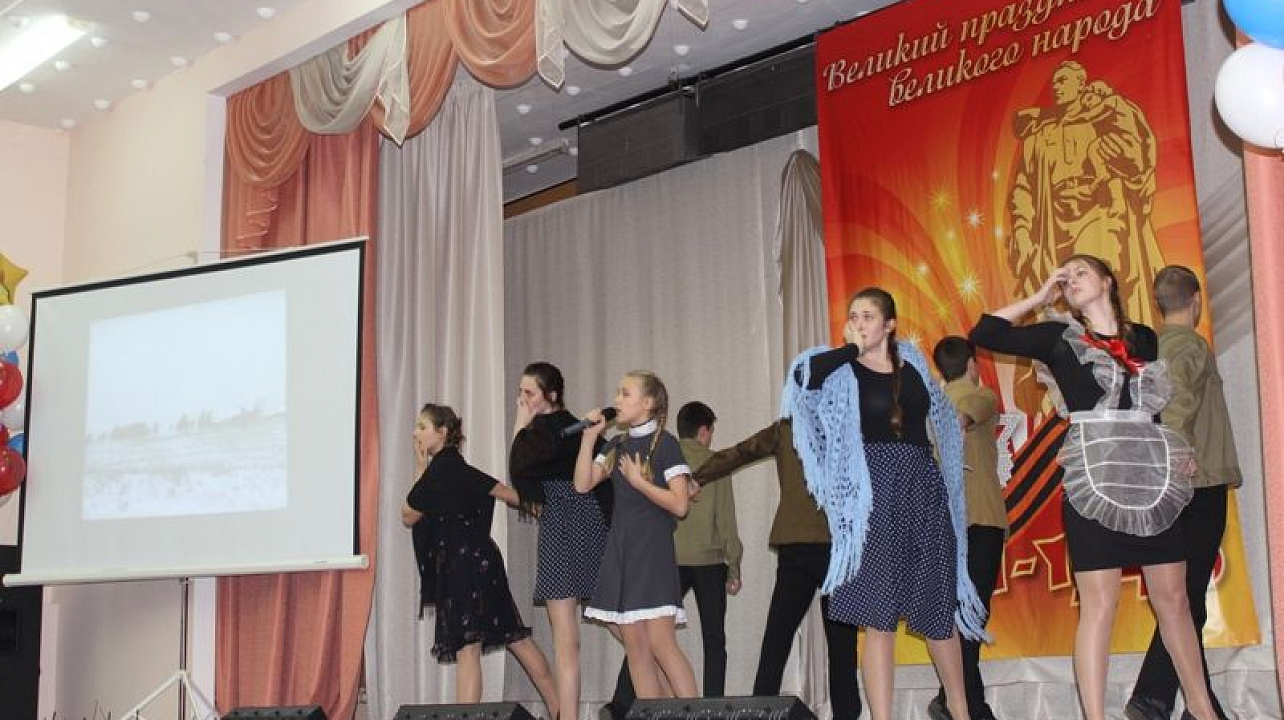 В ЦЕНТРАЛЬНОМ ОКРУГЕ ПРОШЕЛ КОНКУРС «ПЕСНЯ В СОЛДАТСКОЙ ШИНЕЛИ»