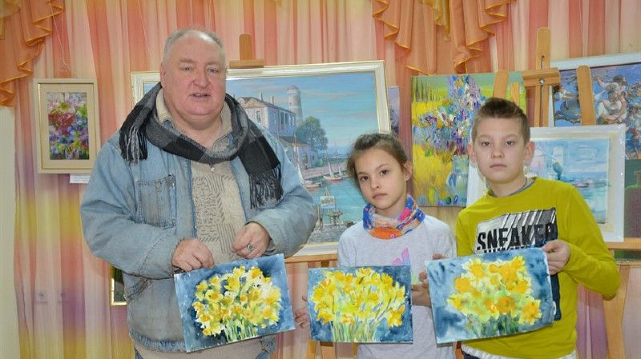Творческие мастер-классы прошли в Центре имени Николая Котлярова.jpg
