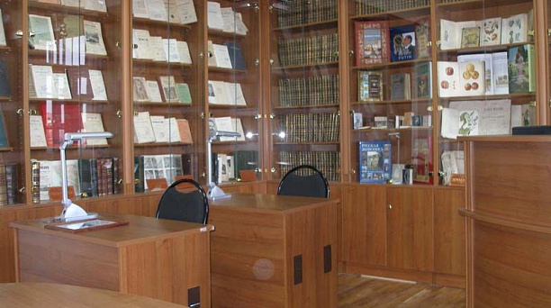 Помощь пострадавшим библиотекам поселка Новомихайловского