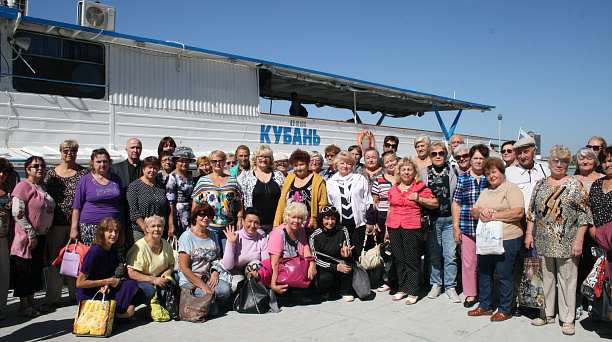 Актив жителей Прикубанского округа принял участие в экскурсии на теплоходе «Кубань»